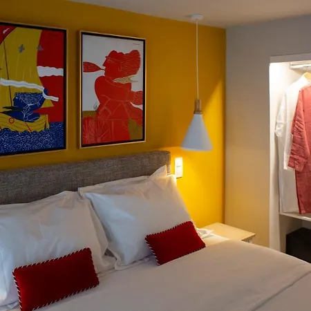 The Frogs_Guest House-2